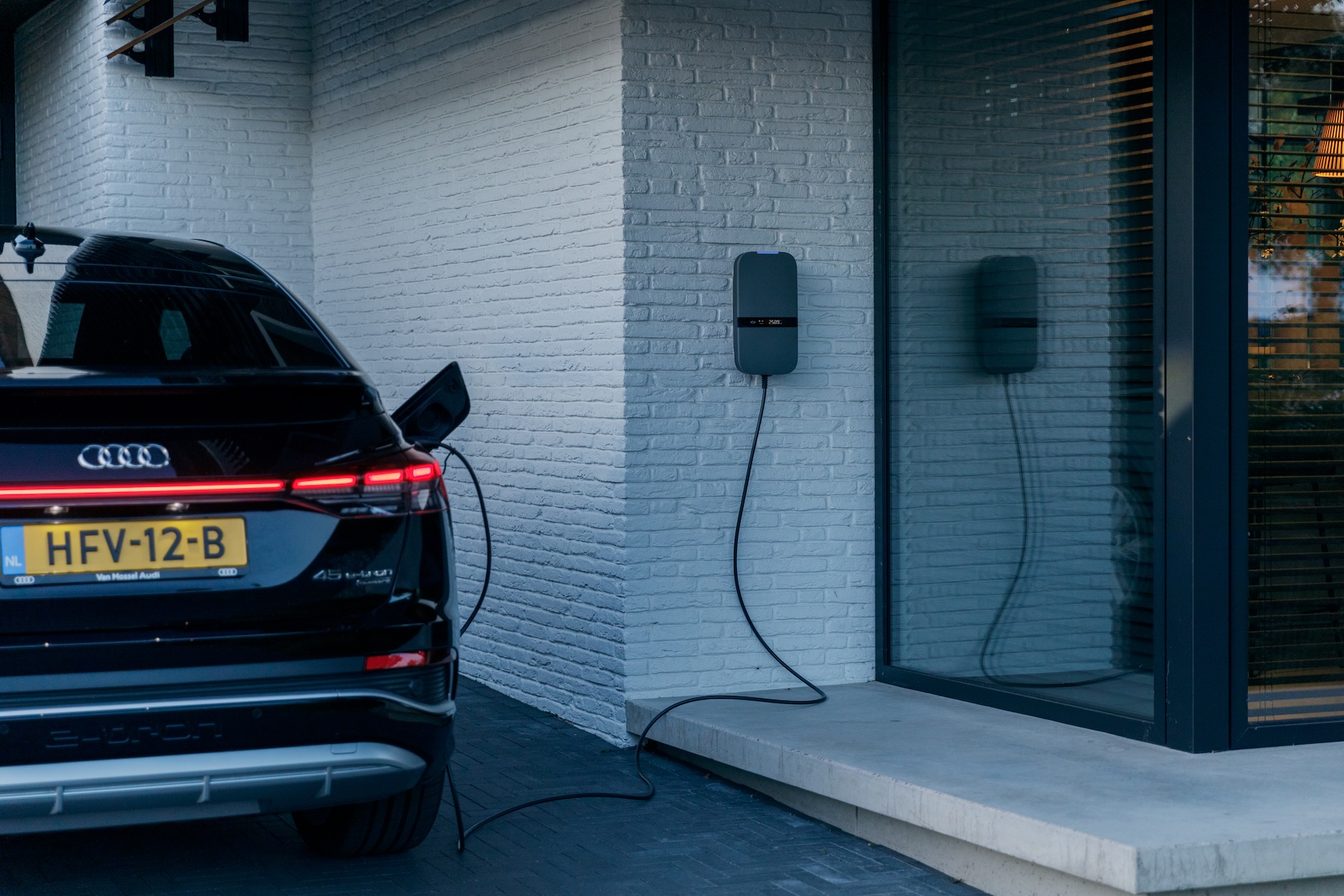 Peblar laadpaal Home